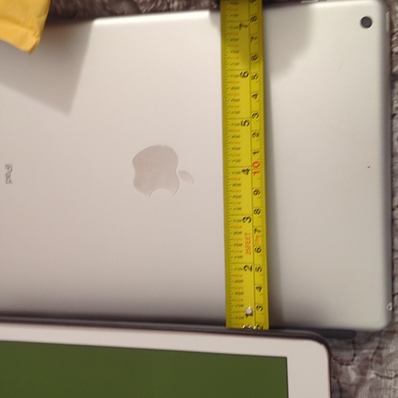 COPY - 22. HP Kate Spade Magnet Folio $70 For iPad Air 2 Polka Dot Black/ White - Picture 13 of 16